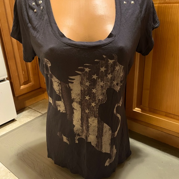 EXPRESS Womens Tee Shirt Lion Stars Stripes Studs Medium High Low Hem Cut Flag - Picture 7 of 8